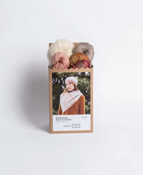 Entramado Hat & Cowl Holiday Kit