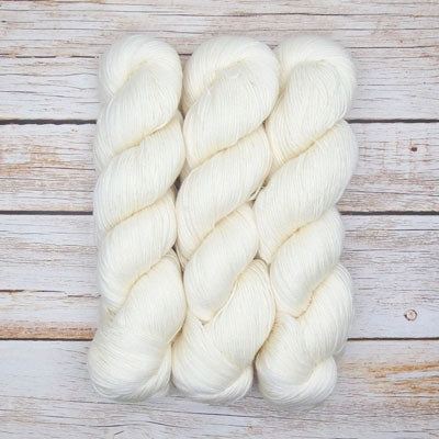 Estelle Undyed Blank 4-Ply Fingering